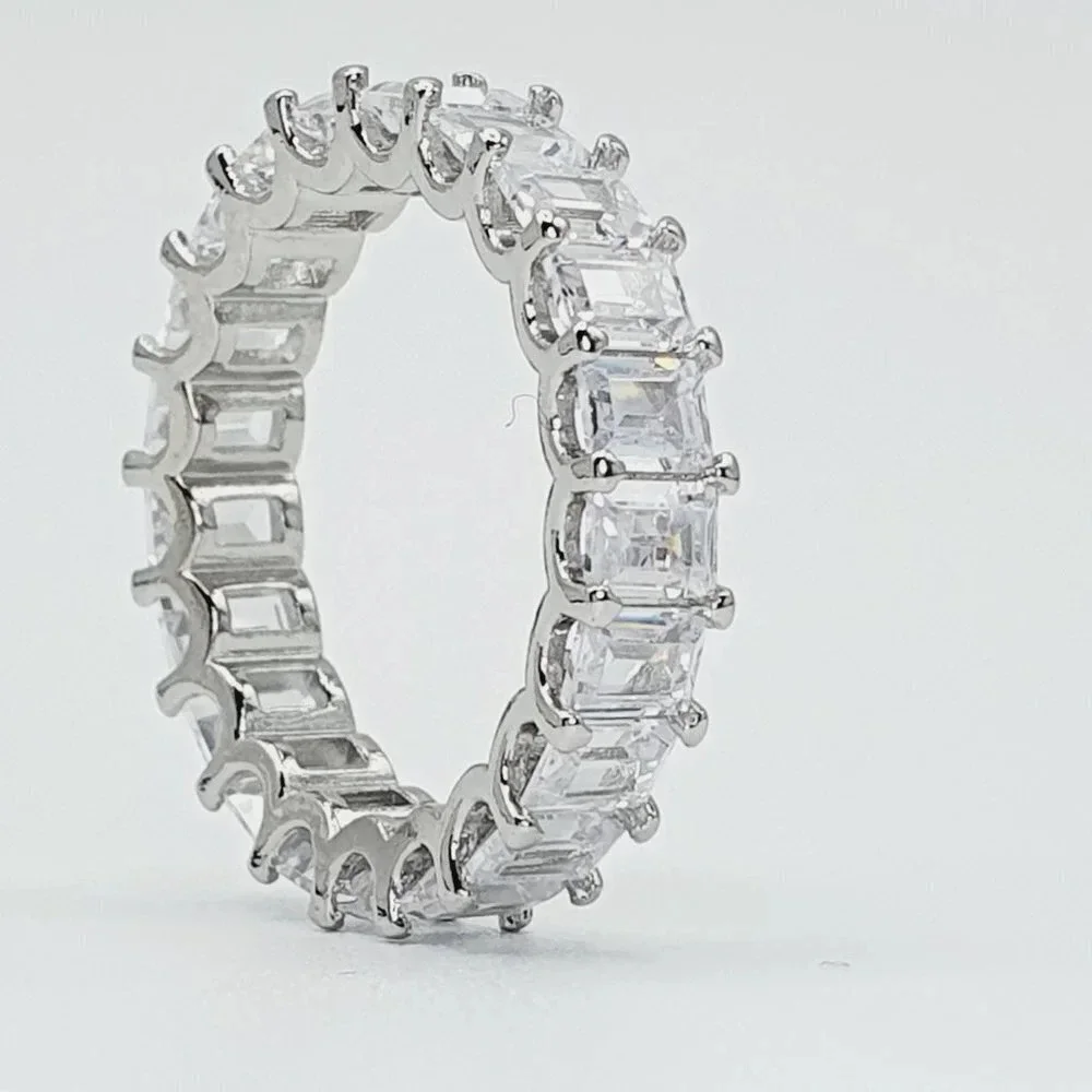 💎925 Sterling Silver Plated Clear CZ Eternity Wedding/Engagement Ring UN… - Picture 4 of 8
